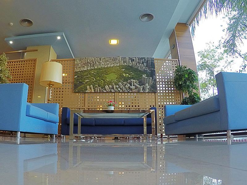 Hotel Reus Park Ngoại thất bức ảnh