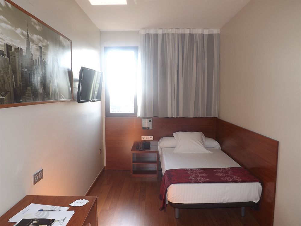 Hotel Reus Park Ngoại thất bức ảnh