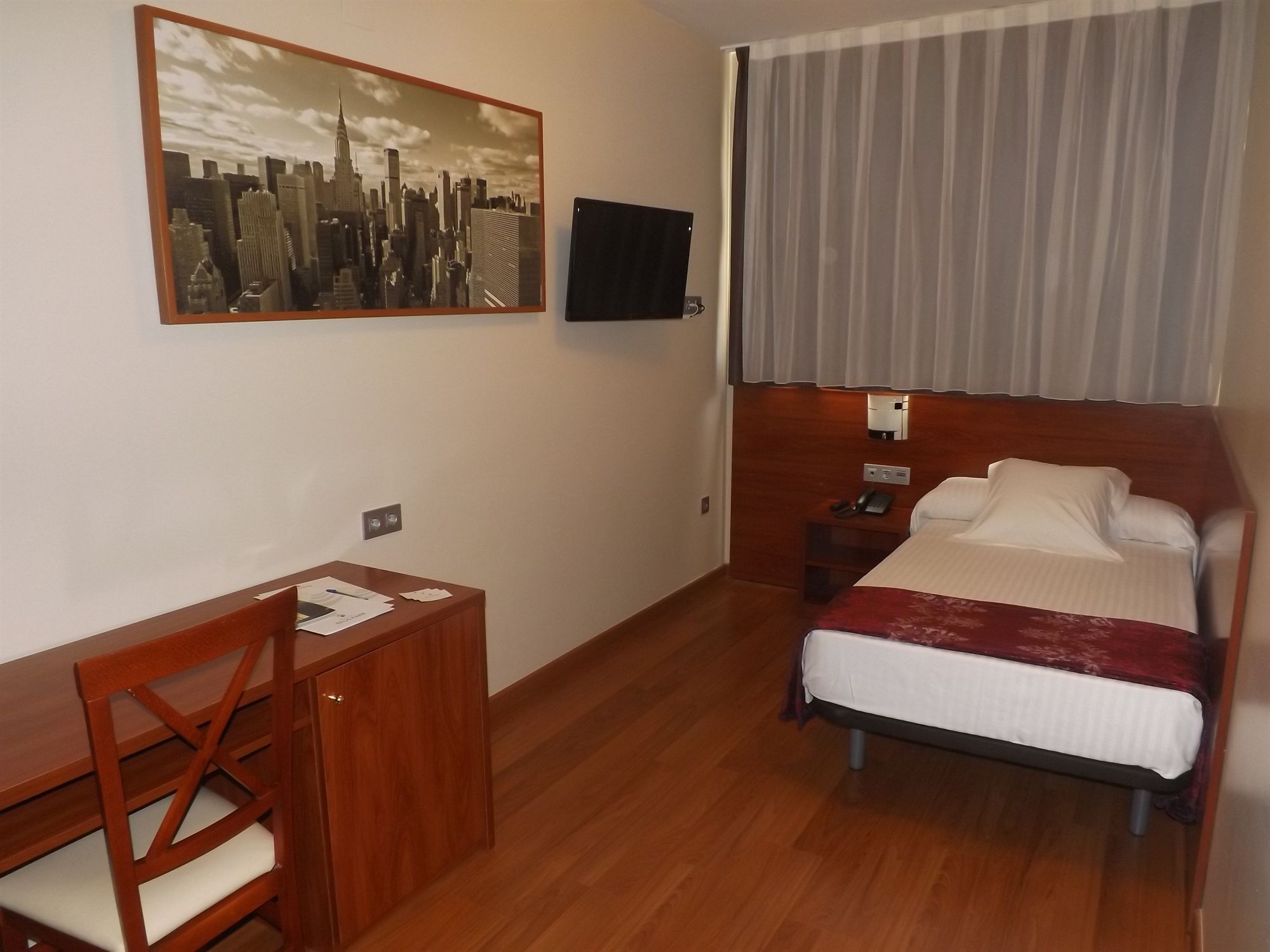 Hotel Reus Park Ngoại thất bức ảnh