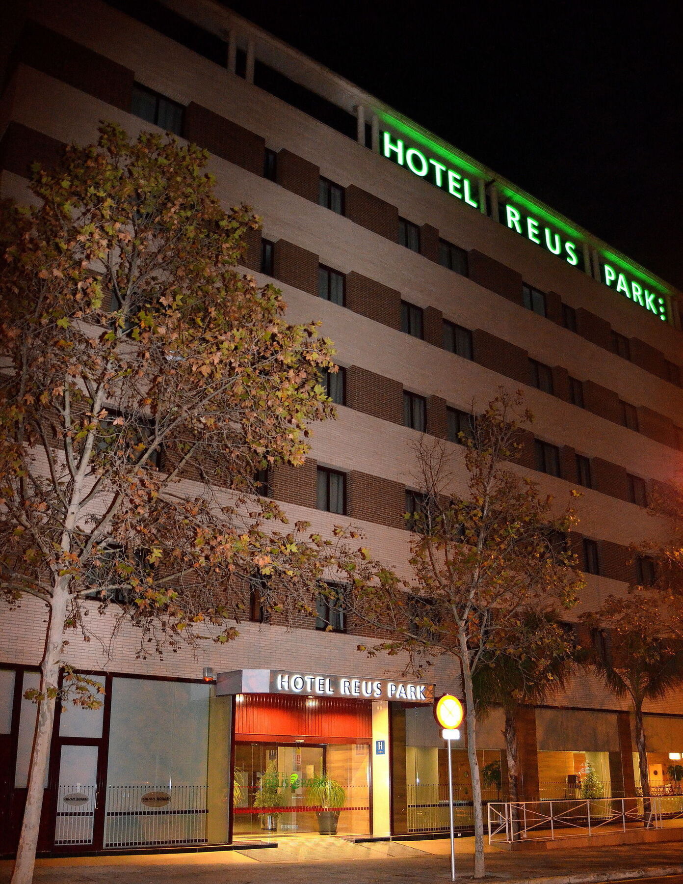 Hotel Reus Park Ngoại thất bức ảnh